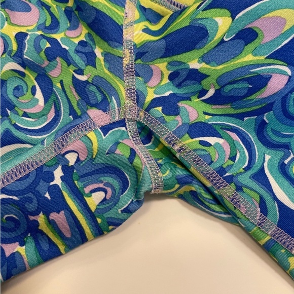 Lilly Pulitzer Weekender Leggings Lilly’s Lagoon - Picture 9 of 10